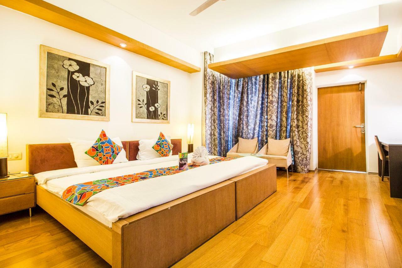 Fabhotel Raj Darbar Gurgaon Eksteriør bilde