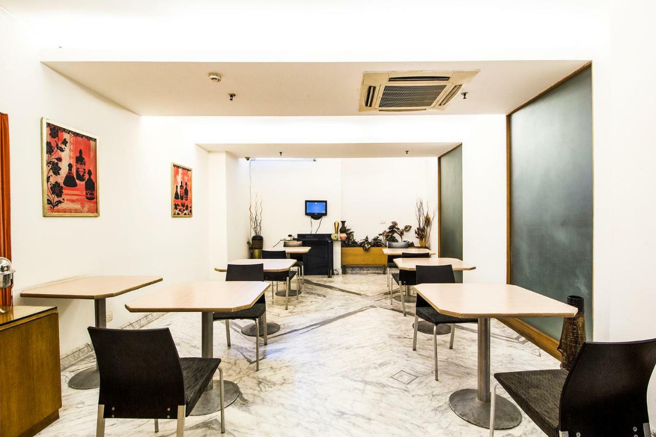 Fabhotel Raj Darbar Gurgaon Eksteriør bilde